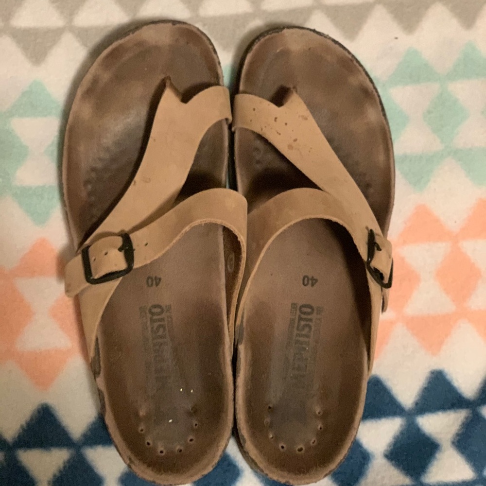 Leather sandals